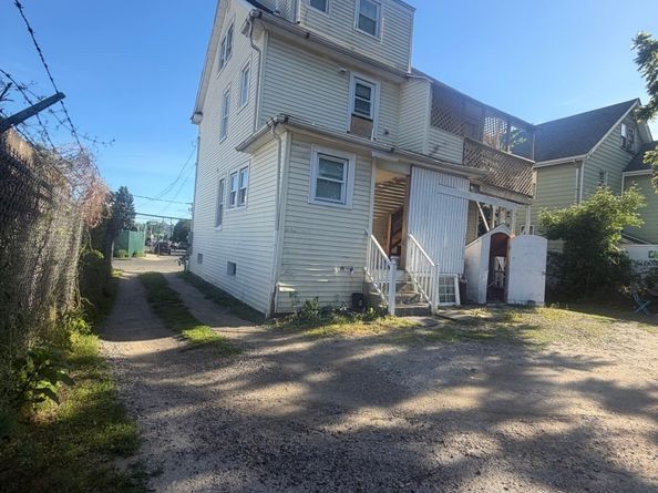 41 Young Dixon Way, Stamford CT 06904