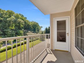 12215 Arganese Place 12215, Trumbull CT 06611
