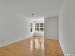 12215 Arganese Place 12215, Trumbull CT 06611