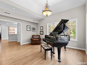 3080 Sturges Highway, Fairfield CT 06880