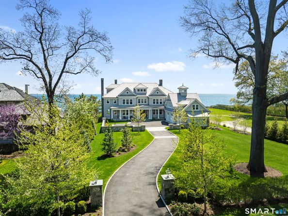 379 Ocean Drive W, Stamford CT 06902