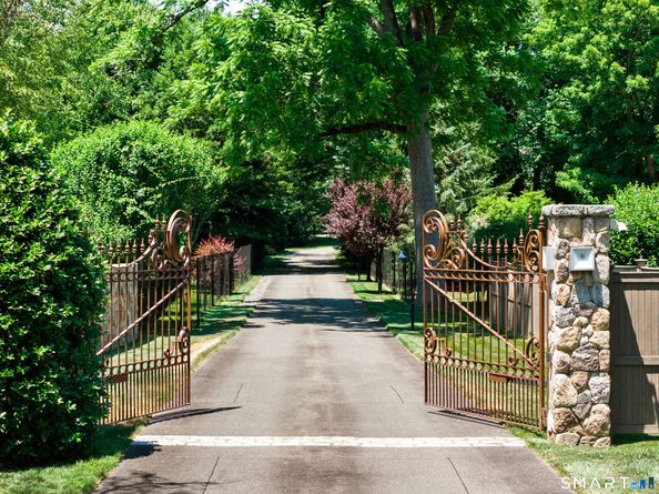 359 Greens Farms Road, Westport CT 06880