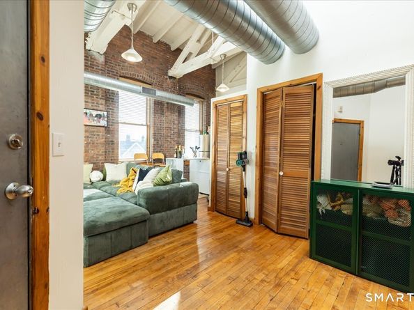 325 Lafayette Street 1302, Bridgeport CT 06604