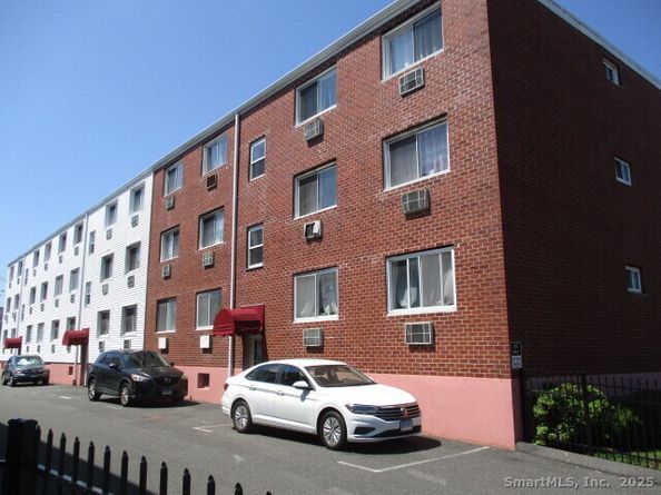 4 Van Zant Road A2, Norwalk CT 06855