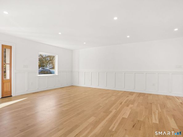 12 Sugar Plum Lane, Fairfield CT 06824