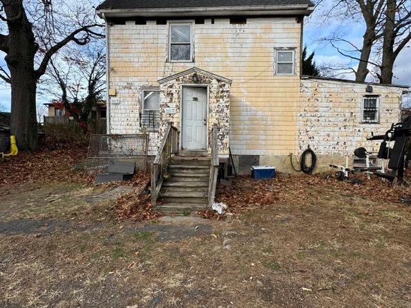 54 Agnes Street, Bridgeport CT 06606