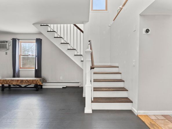 22 Old Middle Road, Brookfield CT 06804