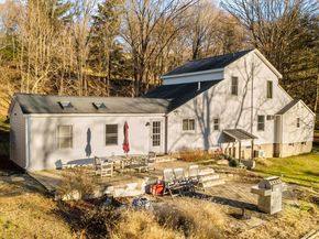 22 Old Middle Road, Brookfield CT 06804