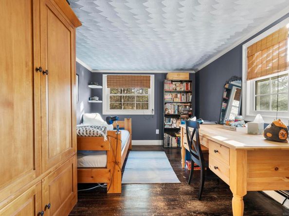 22 Old Middle Road, Brookfield CT 06804