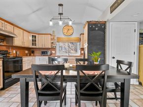 22 Old Middle Road, Brookfield CT 06804