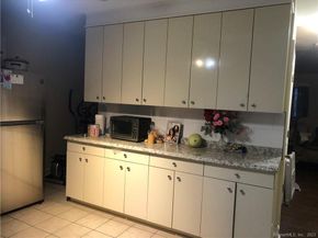 16 Dr Aaron B Samuels Boulevard, Danbury CT 06810