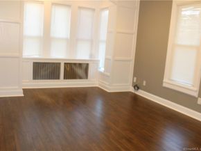 16 Dr Aaron B Samuels Boulevard, Danbury CT 06810