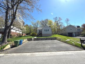 6 Fulton Drive, New Fairfield CT 06812