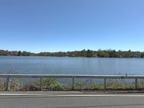 6 Fulton Drive, New Fairfield CT 06812