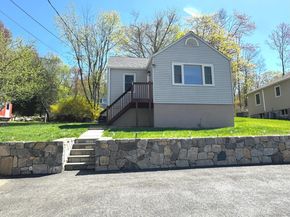 6 Fulton Drive, New Fairfield CT 06812
