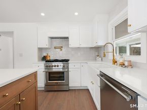 424 Waverly Road, Shelton CT 06484