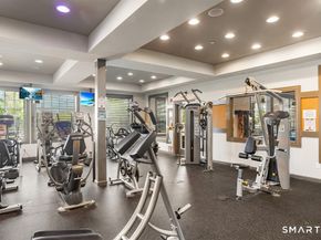 85 Winding Ridge Way 85, Danbury CT 06810