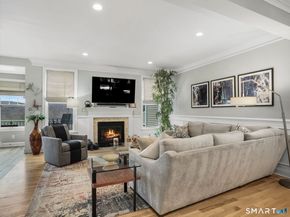 85 Winding Ridge Way 85, Danbury CT 06810