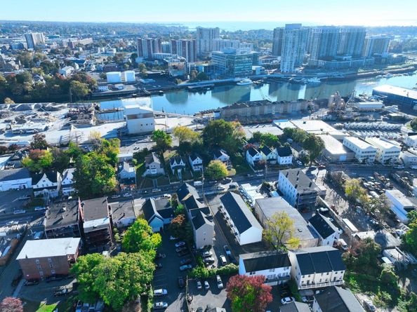 281 Greenwich Avenue, Stamford CT 06902