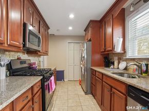 170 Marilyn Drive, Bridgeport CT 06606