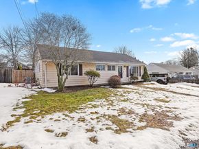 170 Marilyn Drive, Bridgeport CT 06606