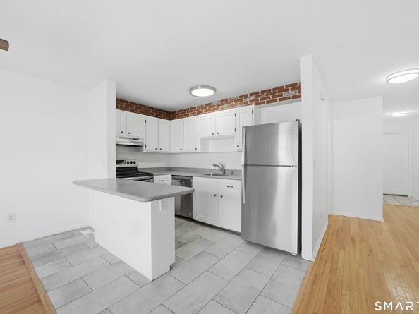 29 High Street APT F, Norwalk CT 06851