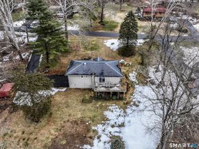 24 Prospect Drive, Brookfield CT 06804
