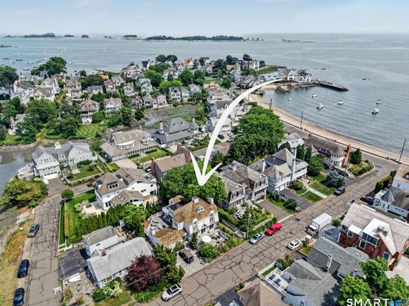 32 Nearwater Road, Norwalk CT 06853