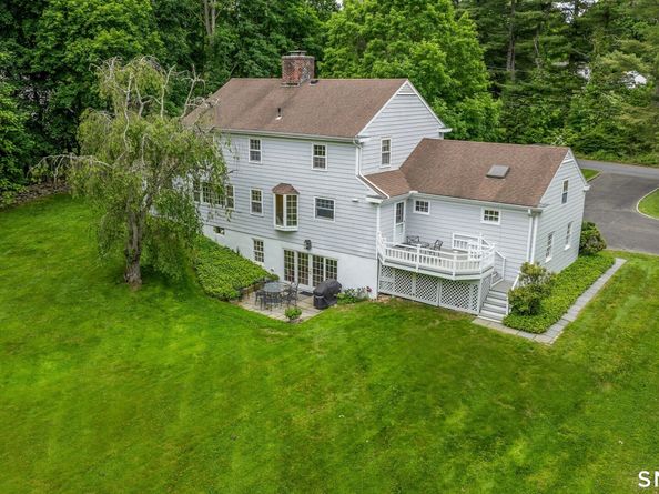 21 Hickory Drive, New Canaan CT 06840