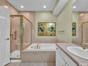 10 Hayestown Road 321, Danbury CT 06811