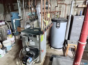 10 Cedar Street, Danbury CT 06811