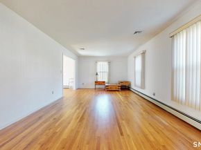 1985 Cutspring Road, Stratford CT 06614