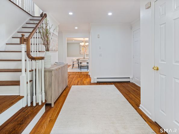 171 Proprietors Crossing, New Canaan CT 06840