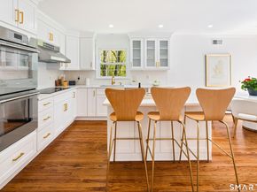 171 Proprietors Crossing, New Canaan CT 06840