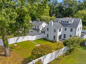 20 Center Drive, Greenwich CT 06870