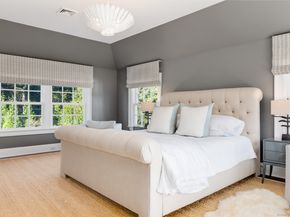 561 Smith Ridge Road, New Canaan CT 06840