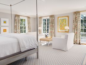 561 Smith Ridge Road, New Canaan CT 06840