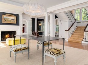 561 Smith Ridge Road, New Canaan CT 06840