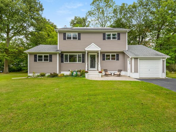 36 Styles Lane, Norwalk CT 06850