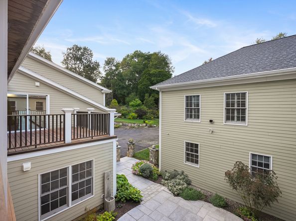17 Pequot Drive, Norwalk CT 06855