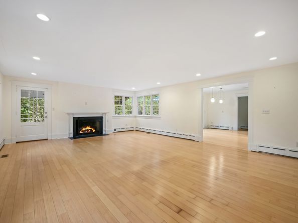 17 Pequot Drive, Norwalk CT 06855