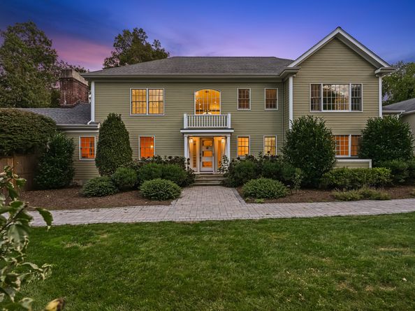 17 Pequot Drive, Norwalk CT 06855