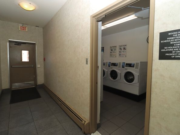140 Grove Street APT 5F, Stamford CT 06901