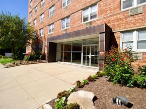 140 Grove Street APT 5F, Stamford CT 06901