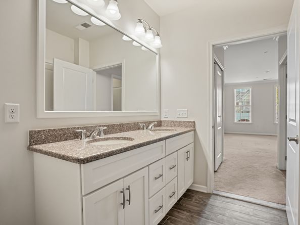 416 Center Meadow Lane 416, Danbury CT 06810