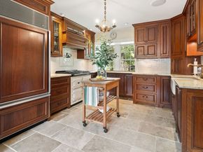 365 Toilsome Hill Road, Fairfield CT 06825