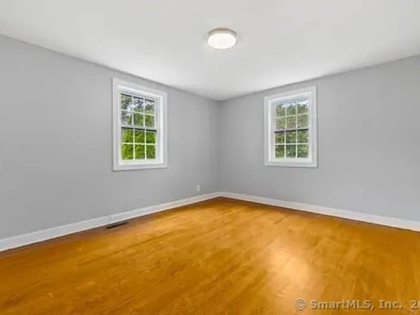 6 Lyncrest Drive, Norwalk CT 06851