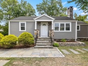6 Lyncrest Drive