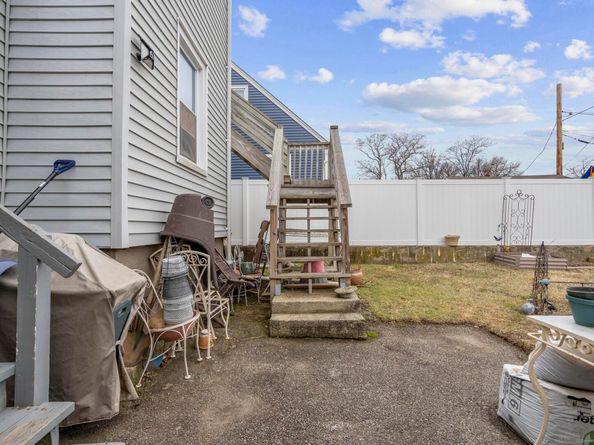 66 Roosevelt Avenue, Stratford CT 06615