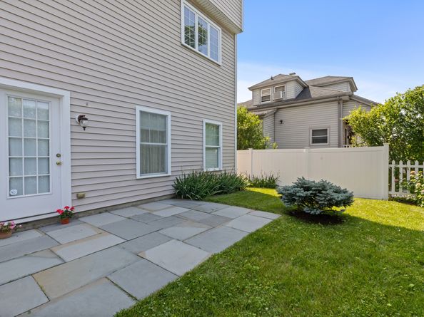 214 Seaside Avenue, Stamford CT 06902